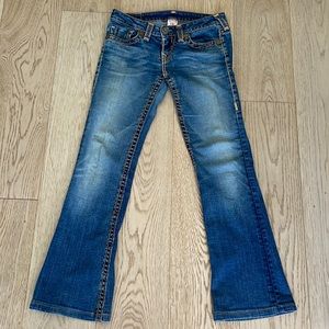 Boot-Cut Women’s Jeans in Distressed Blue Denim